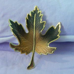 Vtg Maple Leaf Pin Brooch 2.5" Gold tone